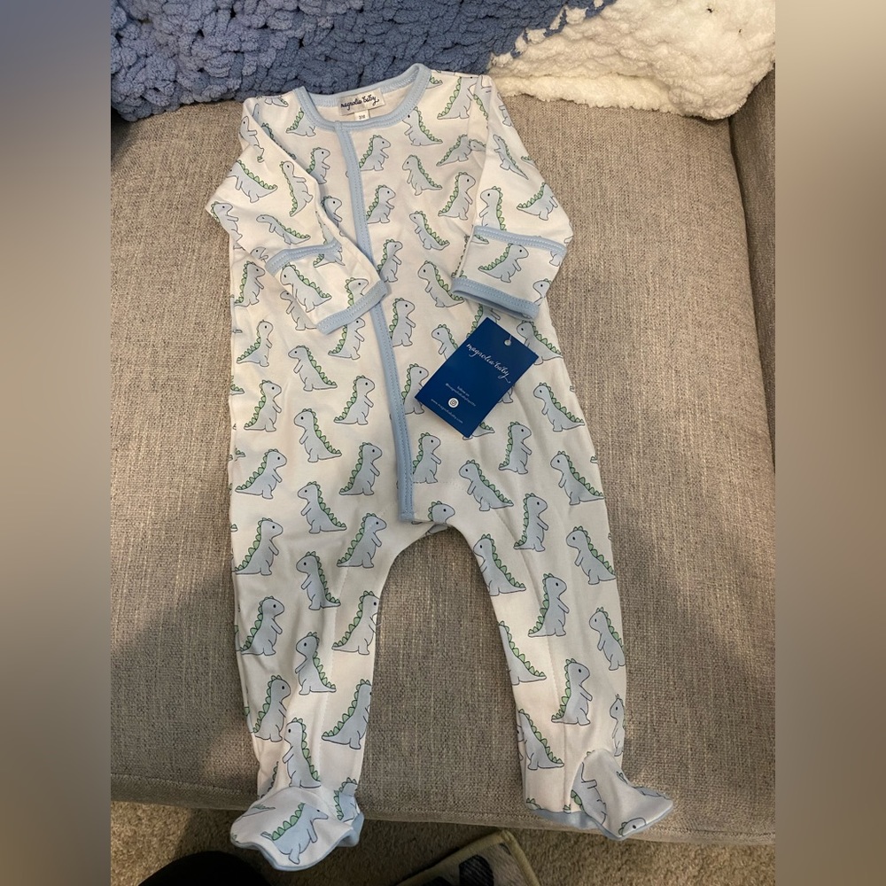 Magnolia Baby Sleeper 3M
